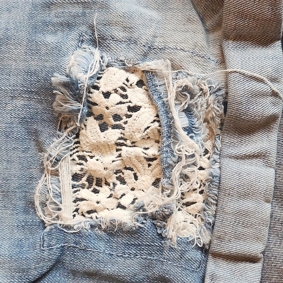 Jean Short - Picture 2 of 4